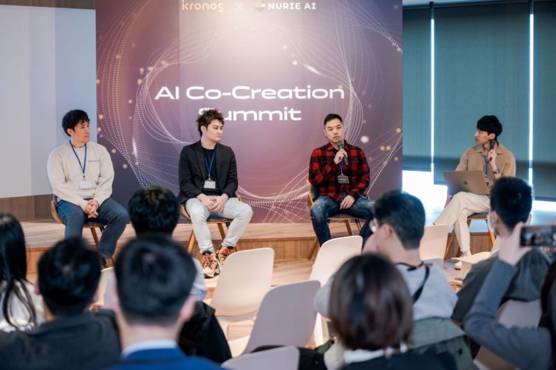 AI 转型势在必行!从企业到量化交易的 GenAI 应用落地全面加速